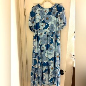 Worn Once! Loft Blue Floral Midi Dress Size Small Lined